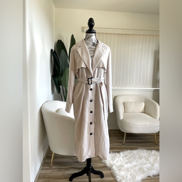 Gibsonlook Jackets & Blazers - Gibsonlook Beige long Soft-fabric trench coat SZ Medium